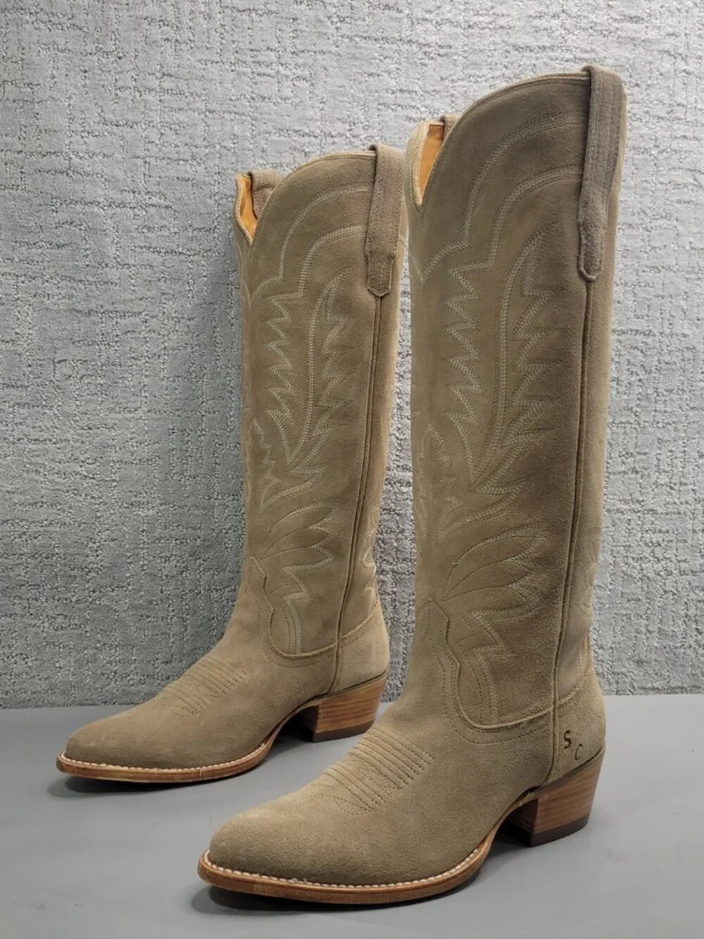 Tecovas The Abby Women's Size US 10.5BW Driftwood Suede Cowgirl Boots.